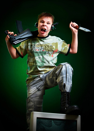 Illustration for article titled Fake Gamer of the Week: Why Can't Techno Soldier Control His Rage?